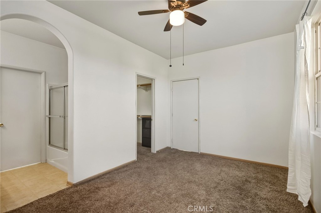 1626 Green Hills Road Perris, CA 92571 - Photo 14 of 27 En Suite Bath & Walk-In Closet