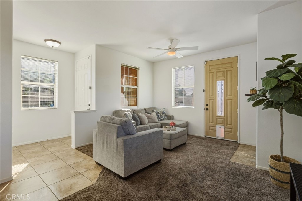 1626 Green Hills Road Perris, CA 92571 - Photo 3 of 27