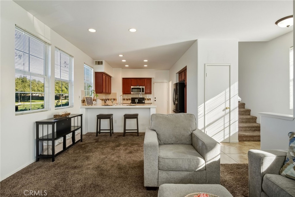 1626 Green Hills Road Perris, CA 92571 - Photo 4 of 27 Open concept