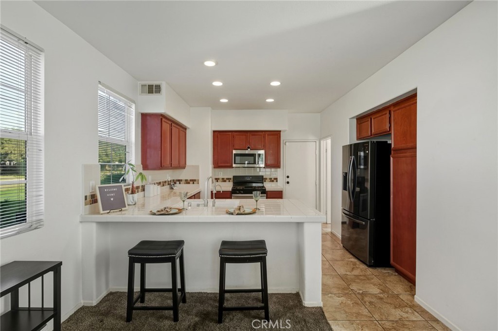 1626 Green Hills Road Perris, CA 92571 - Photo 5 of 27