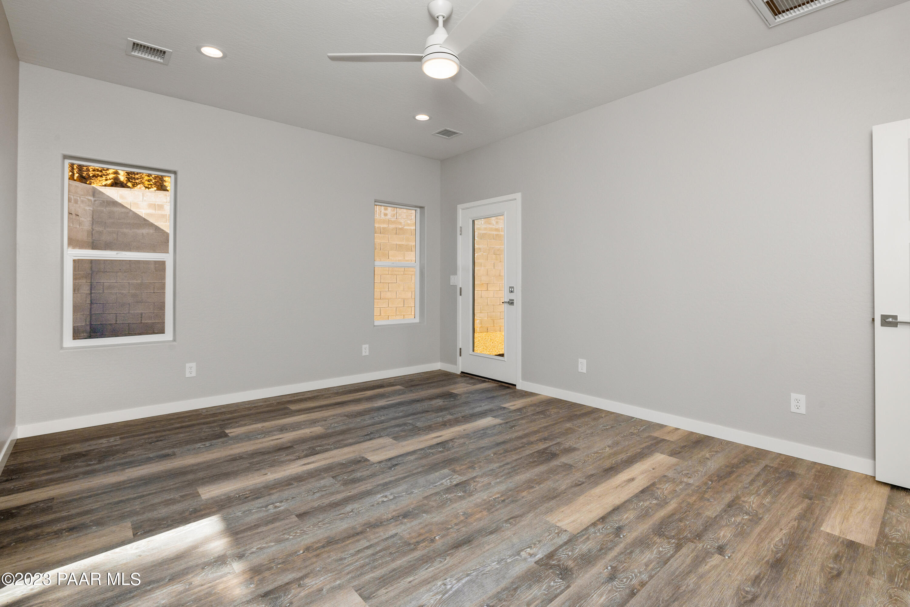 4544 East Amber Road Prescott, AZ 86301 - Photo 11 of 33 016_Primary Bedroom
