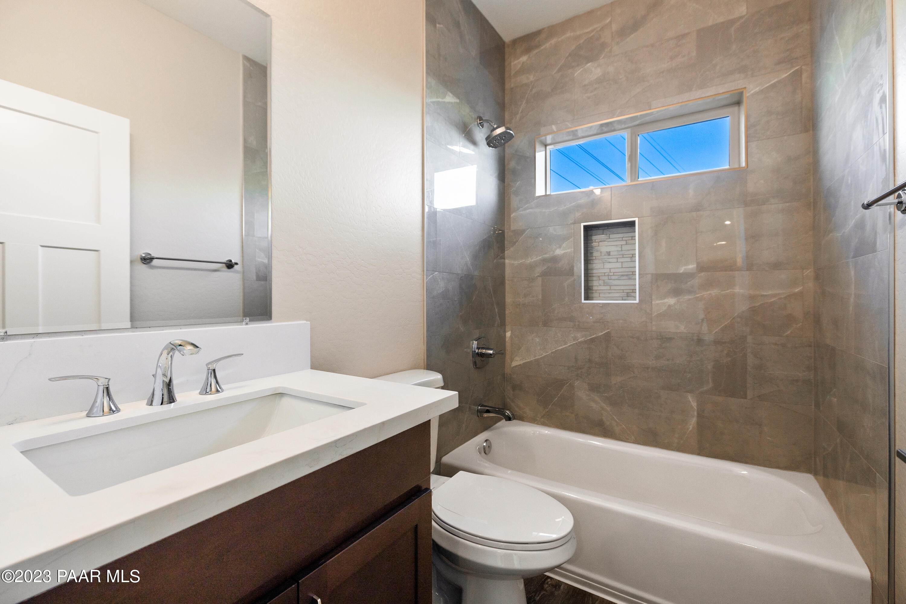 4544 East Amber Road Prescott, AZ 86301 - Photo 17 of 33 022_Bathroom