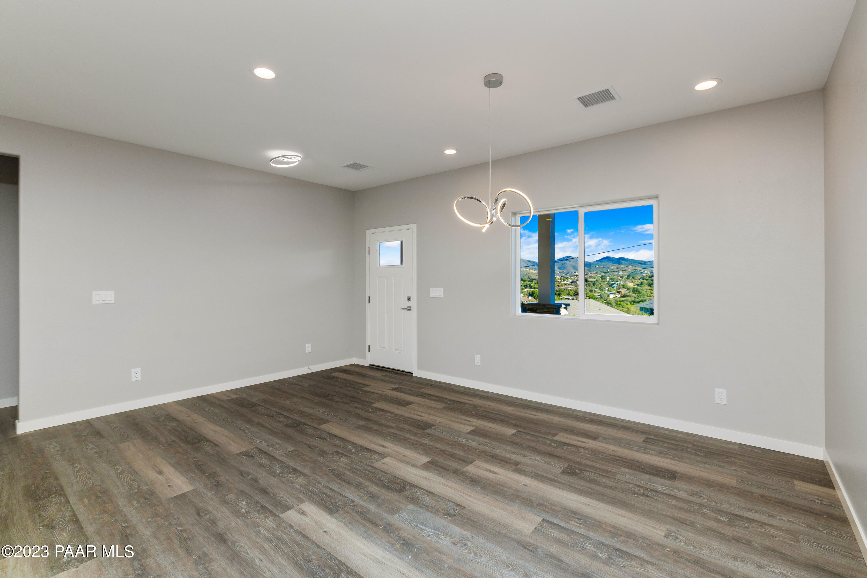 4544 East Amber Road Prescott, AZ 86301 - Photo 4 of 33 Living Room