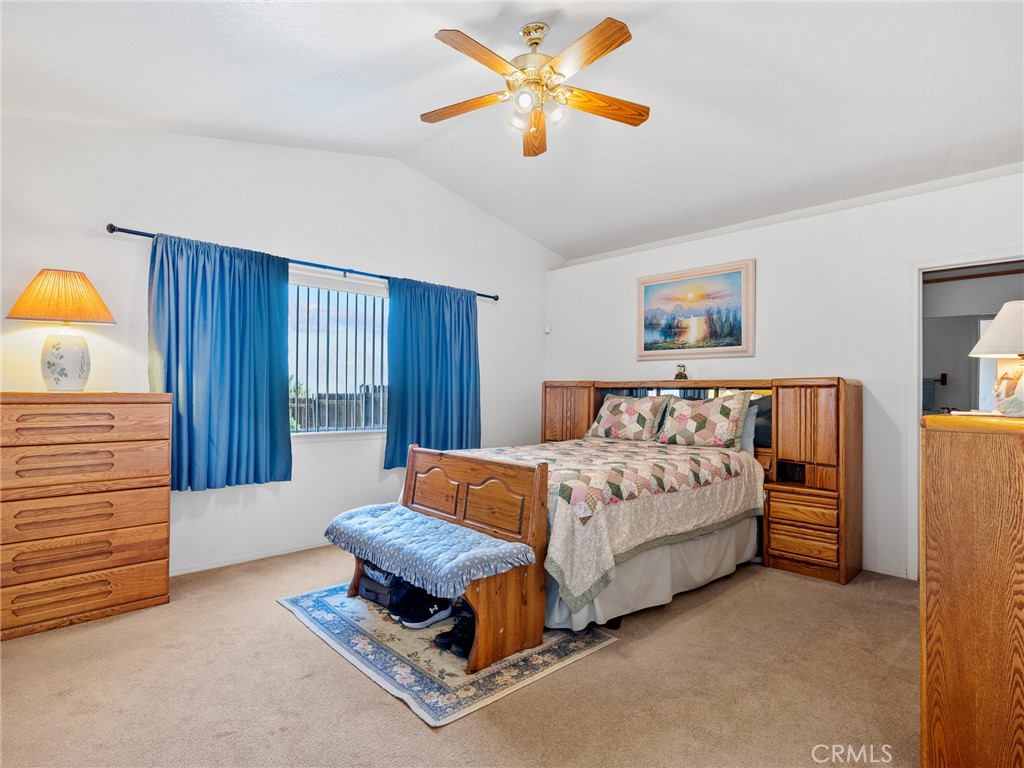 8840 Smoke Tree Road Phelan, CA 92371 - Photo 20 of 50