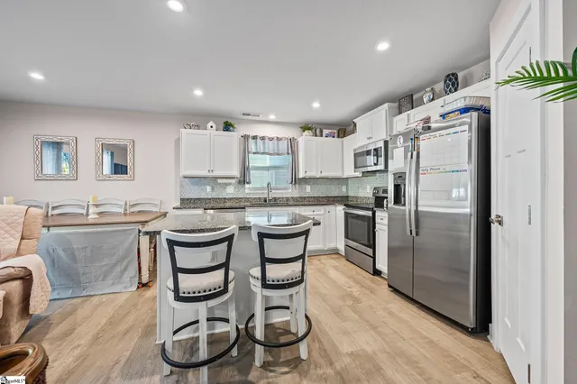 $290,000 | 311 Stockland Trail, Fountain Inn, SC 29644