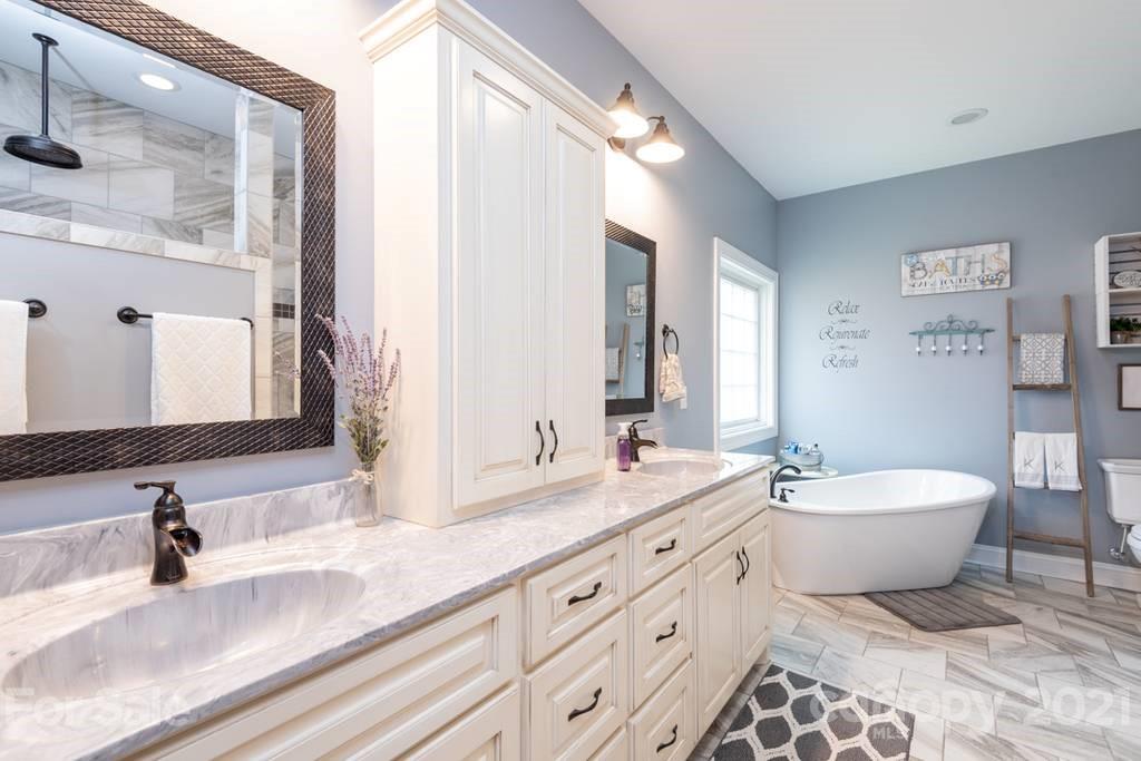 131 Greens Road Granite Falls, NC 28630 - Photo 12 of 23 Gallery Image 12
