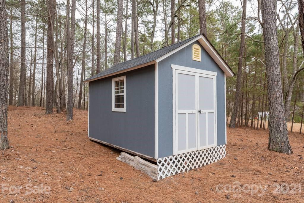 131 Greens Road Granite Falls, NC 28630 - Photo 18 of 23 Gallery Image 18