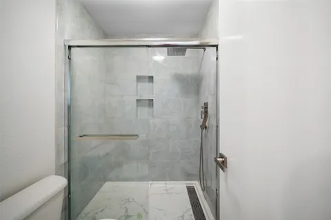 $225,000 | 101 Lakeview Terrace, Unit D, Montgomery, TX 77356