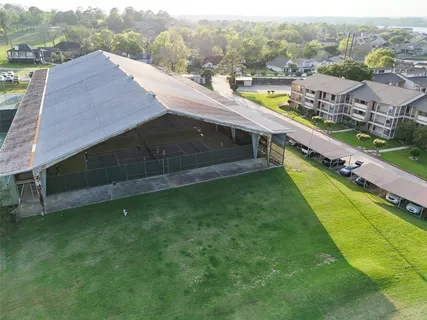 $225,000 | 101 Lakeview Terrace, Unit D, Montgomery, TX 77356