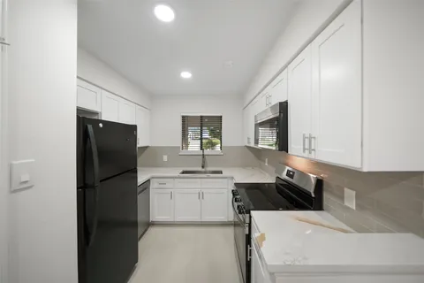 $219,000 | 101 Lakeview Terrace, Unit D, Montgomery, TX 77356