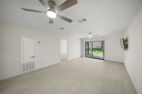$225,000 | 101 Lakeview Terrace, Unit D, Montgomery, TX 77356