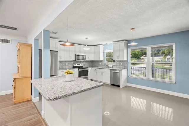 $2,790 | 1571 Jeffords Street, Clearwater, FL 33756