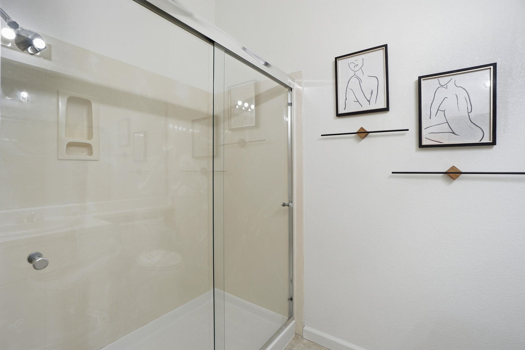 2586 Oak Road, Unit 229 Walnut Creek, CA 94597 - Photo 25 of 39 a bathroom with a shower and a shower