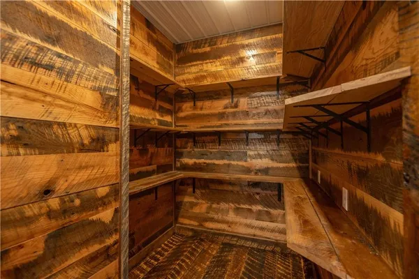 $1,800,000 | 15183 County Road 399 N/a, Cross Timbers, MO 65634