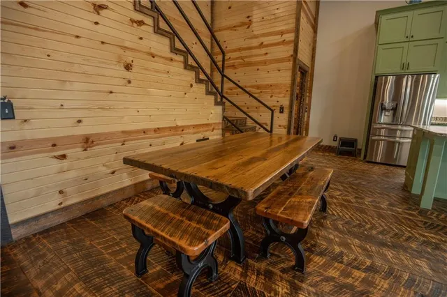 $1,800,000 | 15183 County Road 399 N/a, Cross Timbers, MO 65634