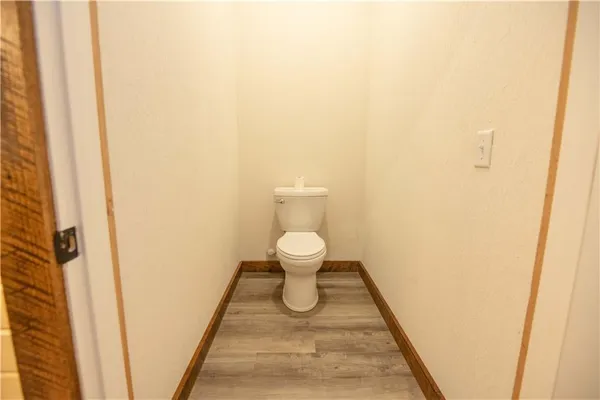 $1,800,000 | 15183 County Road 399 N/a, Cross Timbers, MO 65634