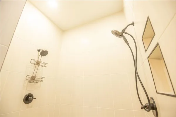 $1,800,000 | 15183 County Road 399 N/a, Cross Timbers, MO 65634