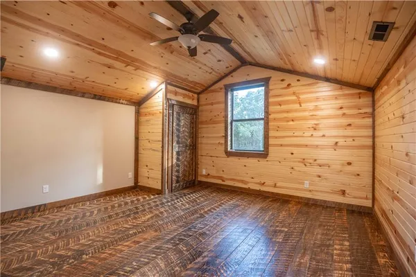 $1,800,000 | 15183 County Road 399 N/a, Cross Timbers, MO 65634