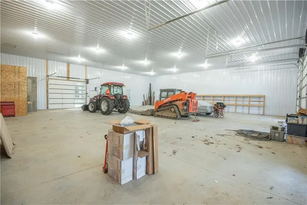 $1,800,000 | 15183 County Road 399 N/a, Cross Timbers, MO 65634