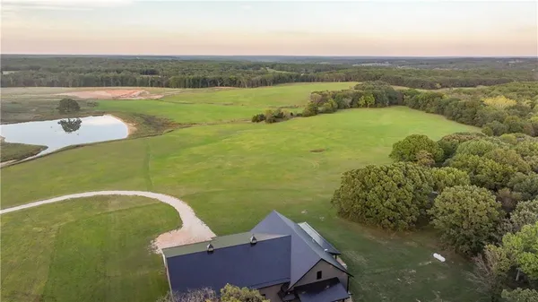 $1,800,000 | 15183 County Road 399 N/a, Cross Timbers, MO 65634