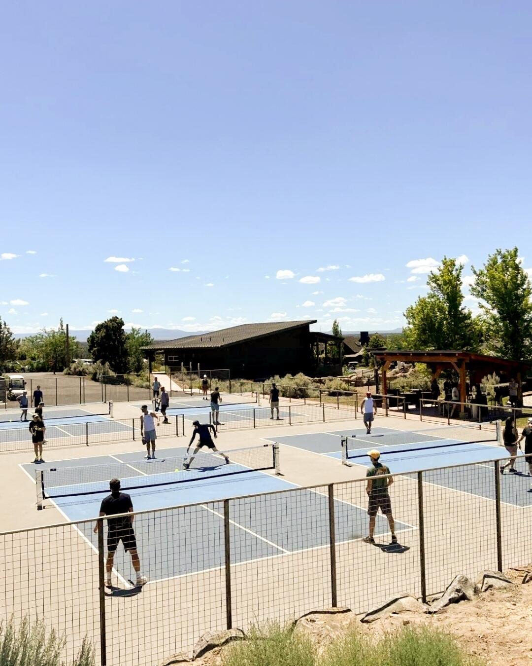16539 South W Vaqueros Way, Unit 6 Powell Butte, OR 97753 - Photo 19 of 25 Pickle Ball Courts