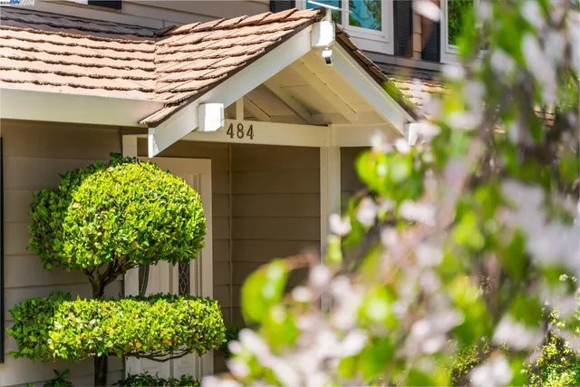 $1,999,888 | 484 El Pintado Road, Danville, CA 94526