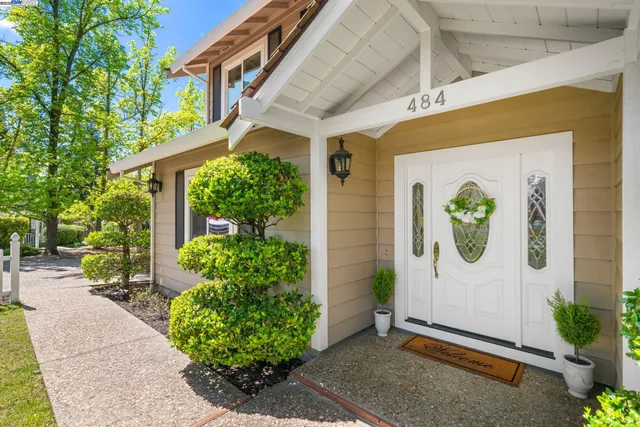 $1,999,888 | 484 El Pintado Road, Danville, CA 94526