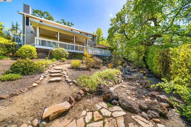 $1,999,888 | 484 El Pintado Road, Danville, CA 94526