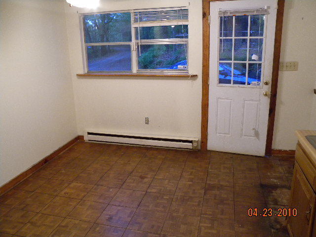 4234 Edenshire Road Roanoke, VA 24014 - Photo 4 of 6 Dining Area