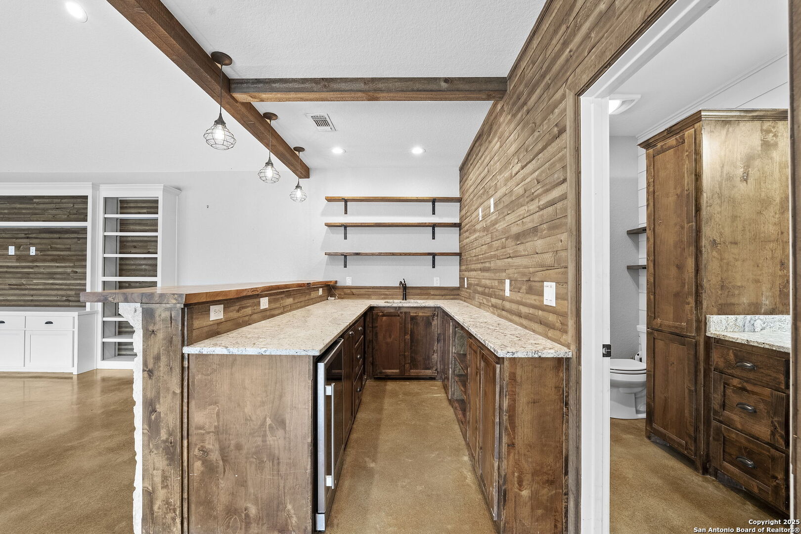 622 North Dickson Street Poth, TX 78147 - Photo 36 of 60 a utility room with dryer and washer