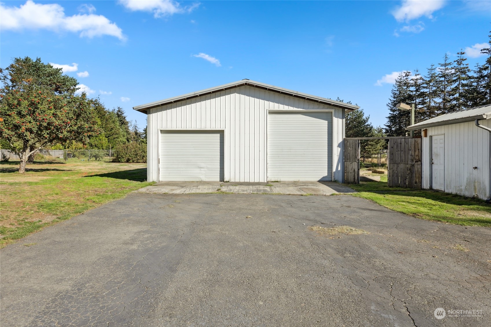 19136 Guava Street Southwest Rochester, WA 98579 - Photo 3 of 39 Gallery Image 3