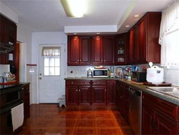 88 Brunswick Street Springfield, MA 01108 - Photo 4 of 6