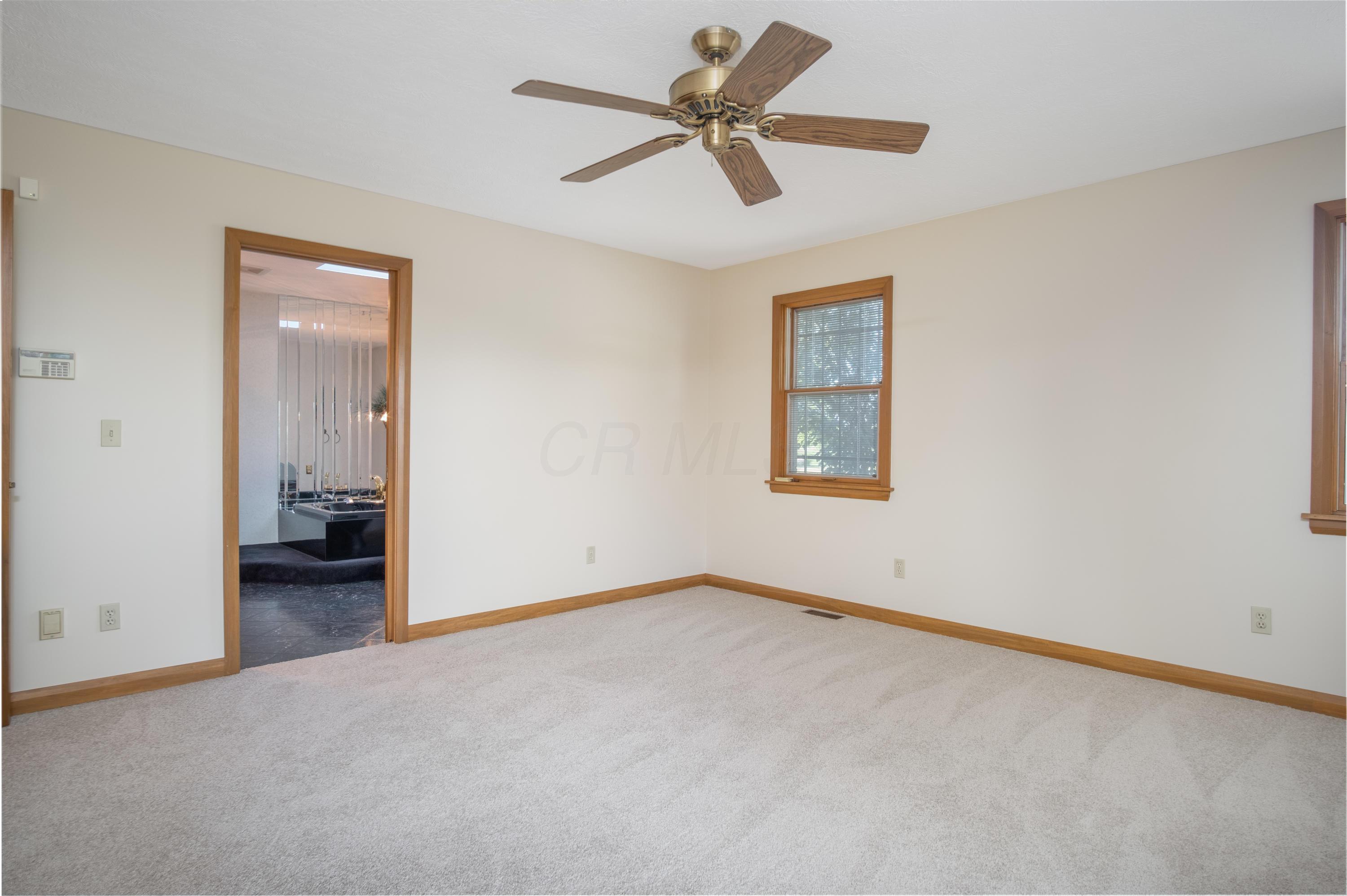 3963 London-Lancaster Road Groveport, OH 43125 - Photo 13 of 33