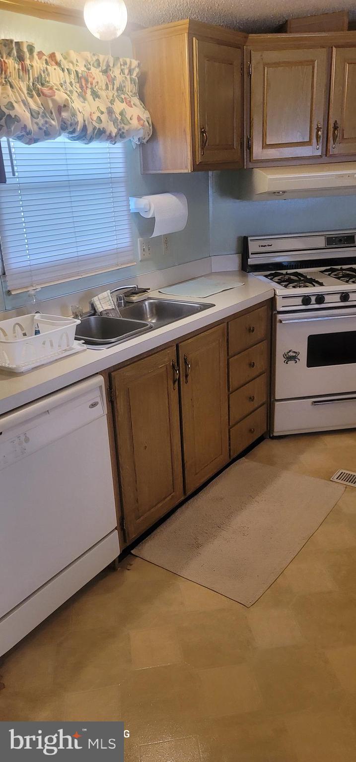 10505 Cedarville Road, Unit 107 Brandywine, MD 20613 - Photo 16 of 24