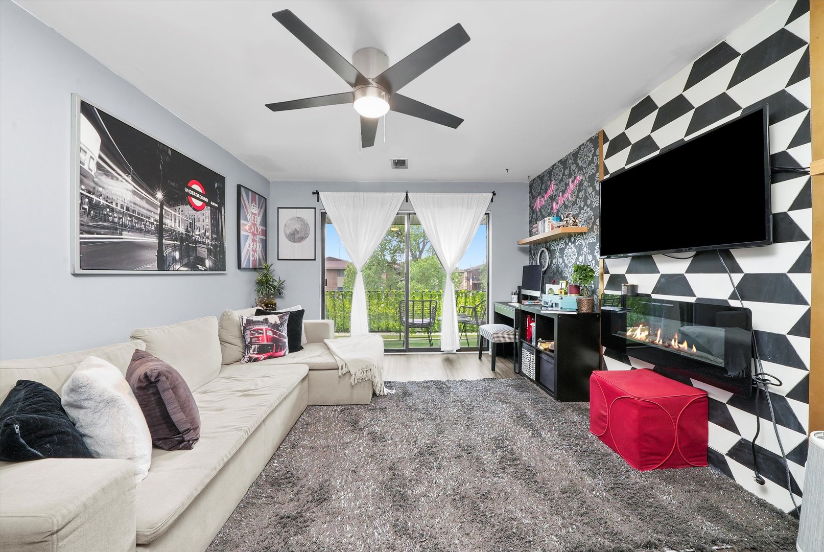 3010 Bernice Road, Unit 303 Lansing, IL 60438 - Photo 11 of 23 Gallery Image 11