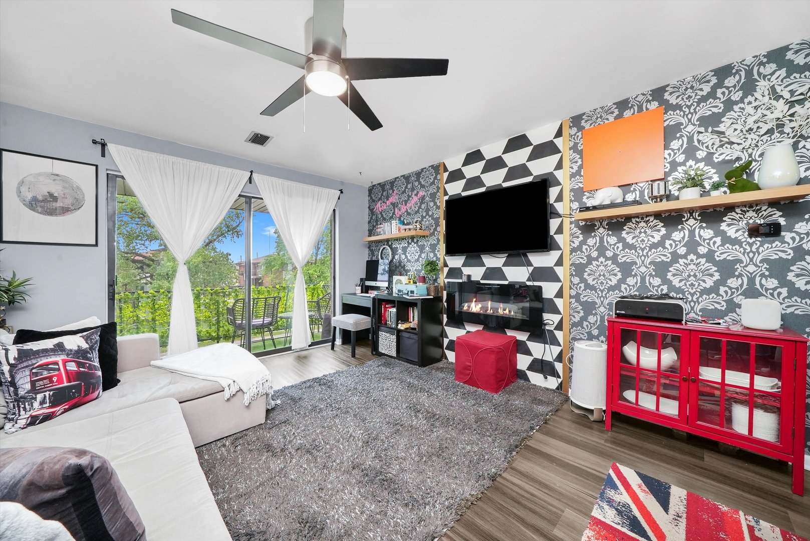 3010 Bernice Road, Unit 303 Lansing, IL 60438 - Photo 12 of 23 Gallery Image 12