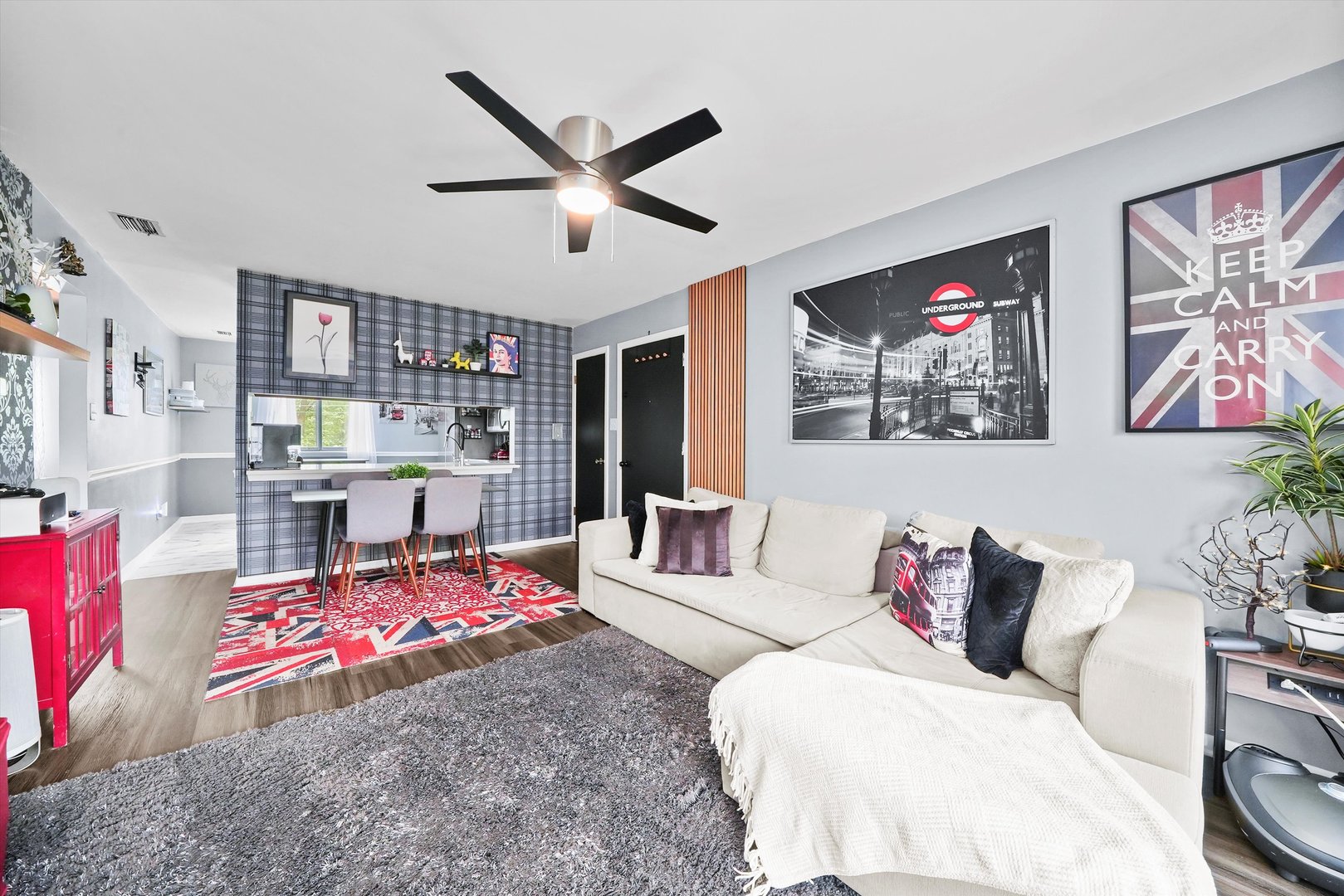 3010 Bernice Road, Unit 303 Lansing, IL 60438 - Photo 15 of 23 Gallery Image 15