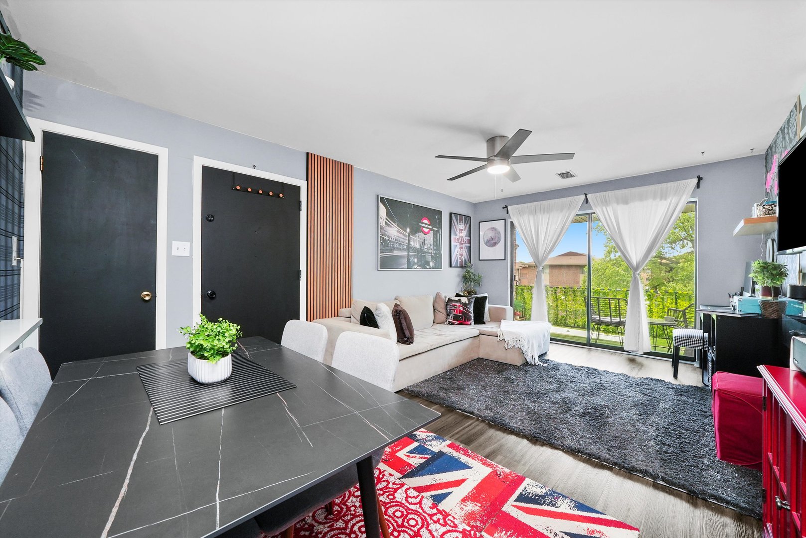 3010 Bernice Road, Unit 303 Lansing, IL 60438 - Photo 9 of 23 Gallery Image 9