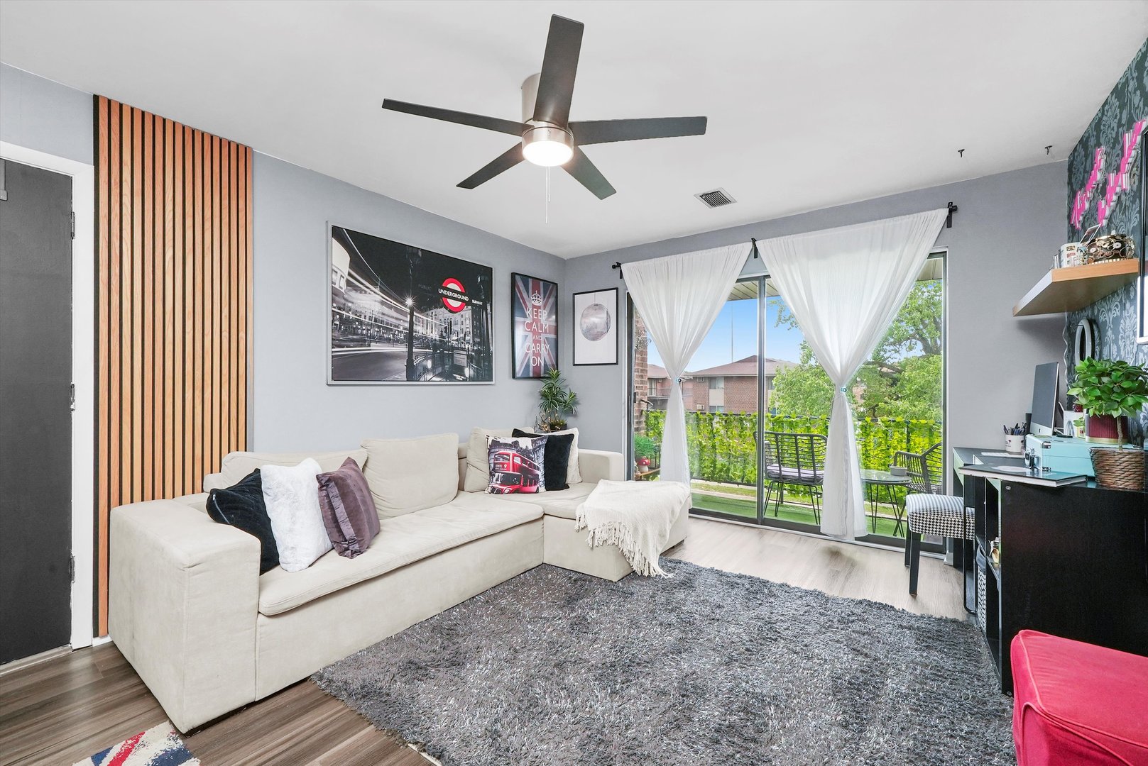 3010 Bernice Road, Unit 303 Lansing, IL 60438 - Photo 10 of 23 Gallery Image 10