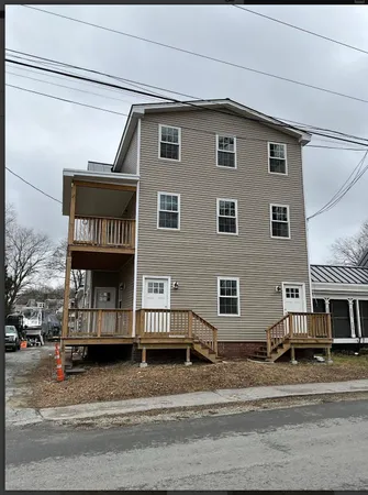 $2,150 | 90 Elm Street, Unit 1, Keene, NH 03431
