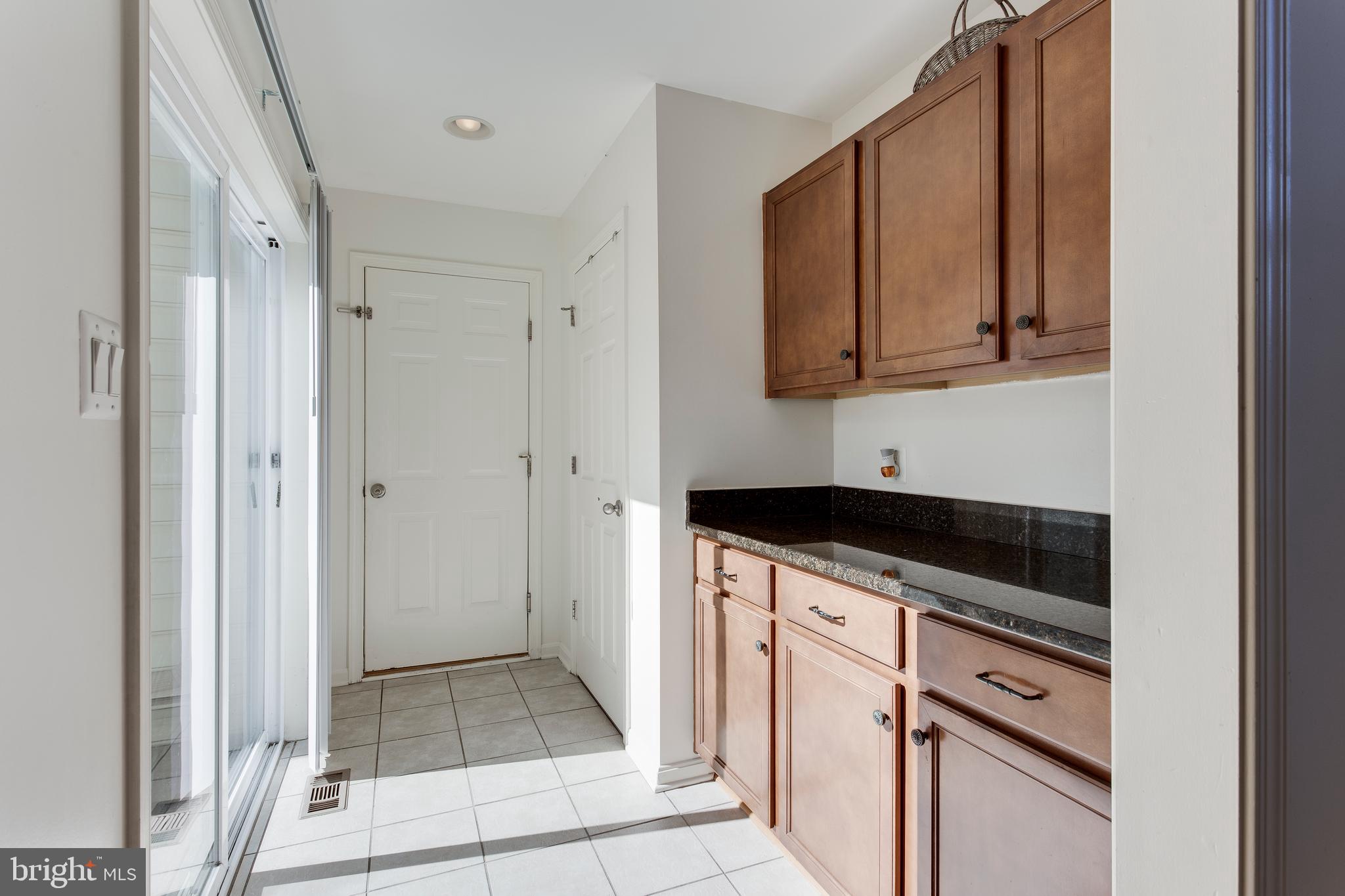 10010 Wellington Road Manassas, VA 20110 - Photo 14 of 27