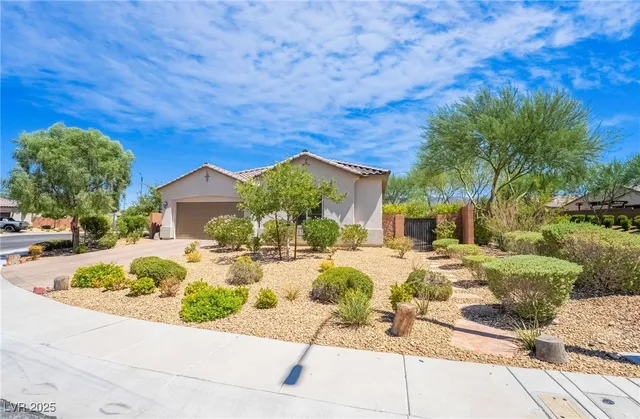 $799,000 | 2532 Ballatore Street, Henderson, NV 89044