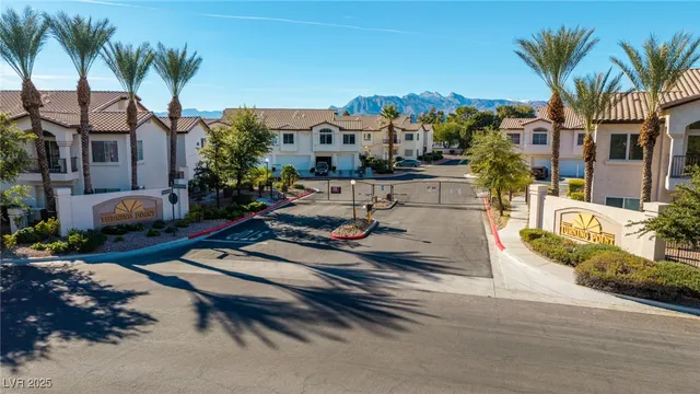 $289,900 | 4820 Black Bear Road, Unit 104, Las Vegas, NV 89149