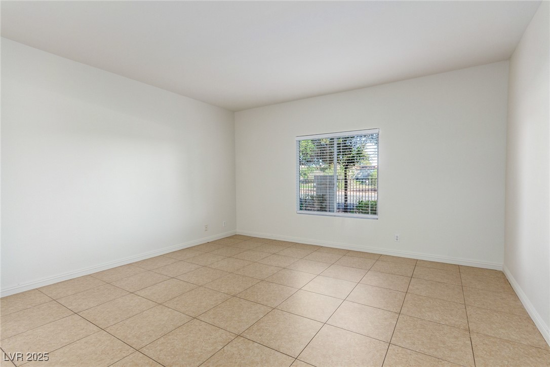 4820 Black Bear Road, Unit 104 Las Vegas, NV 89149 - Photo 12 of 41