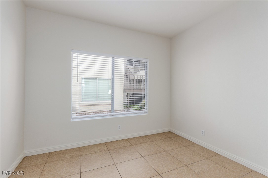 4820 Black Bear Road, Unit 104 Las Vegas, NV 89149 - Photo 16 of 41