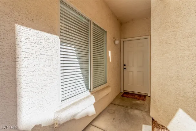 $289,900 | 4820 Black Bear Road, Unit 104, Las Vegas, NV 89149