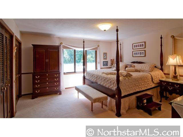 3513 Shady Oak Road Minnetonka, MN 55305 - Photo 8 of 10 Gallery Image 8