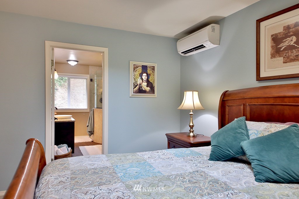 4027 Junco Road Greenbank, WA 98253 - Photo 14 of 25 Gallery Image 14