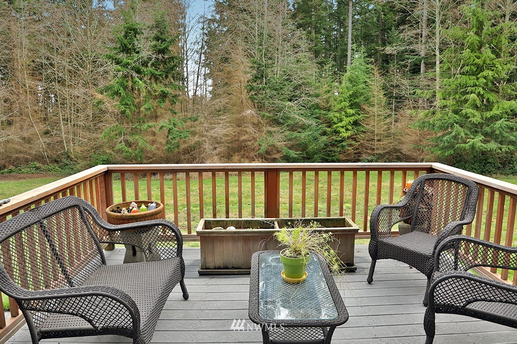4027 Junco Road Greenbank, WA 98253 - Photo 4 of 25 Gallery Image 4