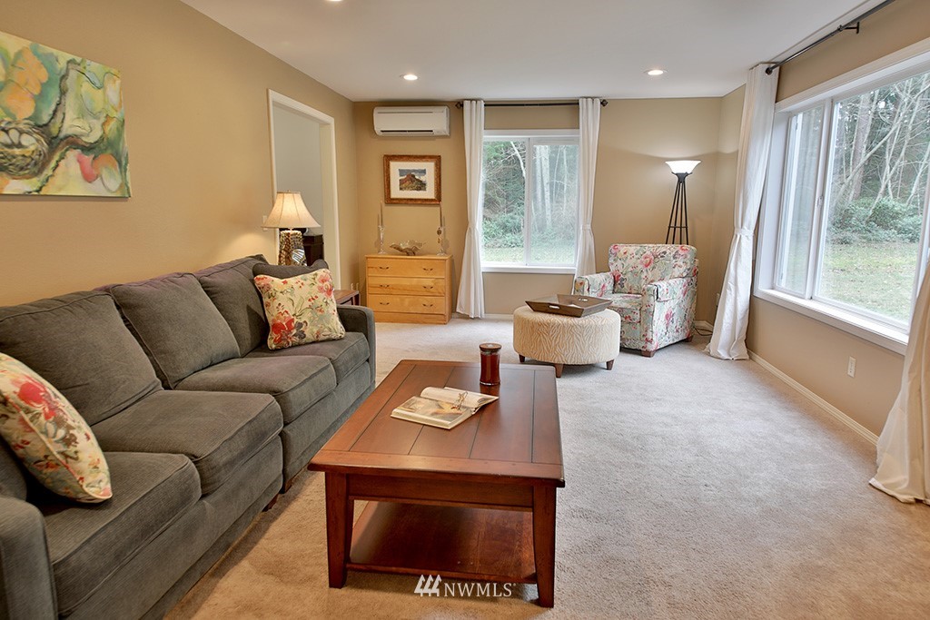 4027 Junco Road Greenbank, WA 98253 - Photo 7 of 25 Gallery Image 7